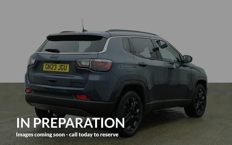 Begagnad Jeep Compass Limited 131 HK (96 kW) 2023 Blå SUV