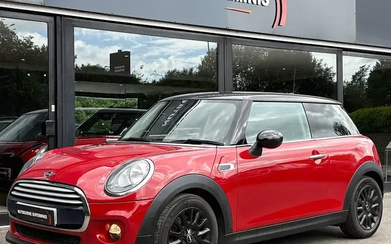 Używany Mini Cooper Hatch 136 KM (100 kW) 2017 Hatchback
