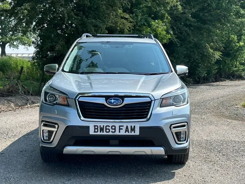 Used Subaru Forester Premium 150 HP (110 kW) 2019 Silver SUV