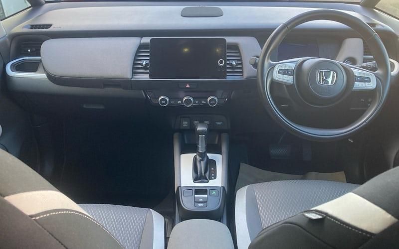 Second-hand Honda Jazz Hybrid 109 CP (80 kW) 2023 Roșu Hatchback