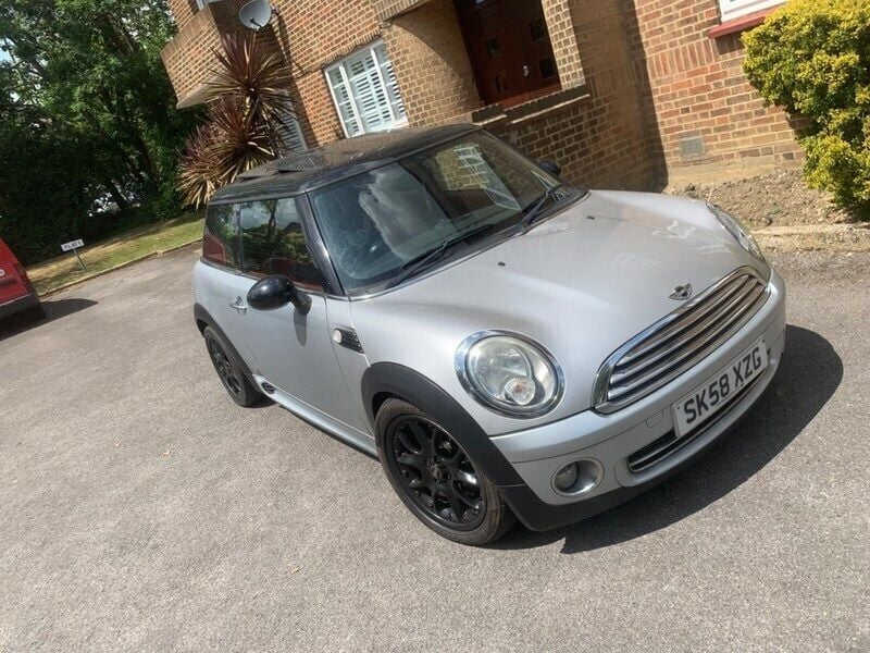 Silver Used 2008 Mini Cooper D Hatch Hatchback | £1,350 (Good price) - Image 1/4
