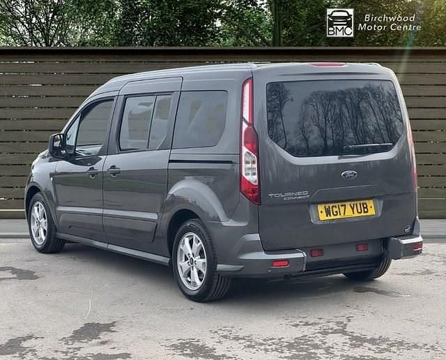 Used Ford Tourneo Connect Titanium 120 HP (88 kW) 2017 Grey MPV