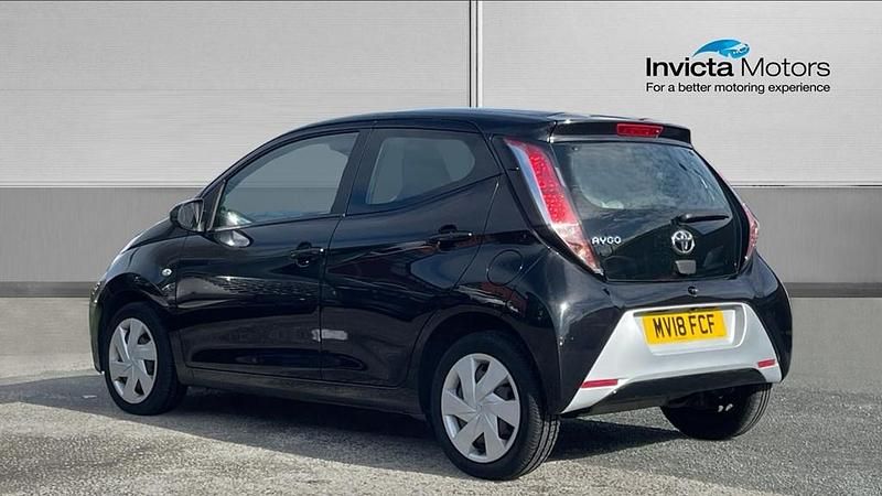 Used Toyota Aygo X-play 69 HP (50 kW) 2018 Black Hatchback
