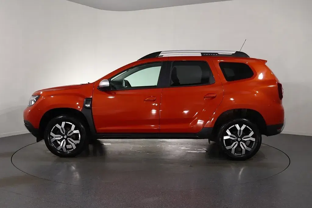 Used Dacia Duster Prestige 2022 Orange SUV
