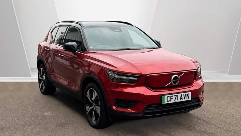 Red Used 2022 Volvo XC40 Core SUV | £21,899 (Fair price) - Image 1/3