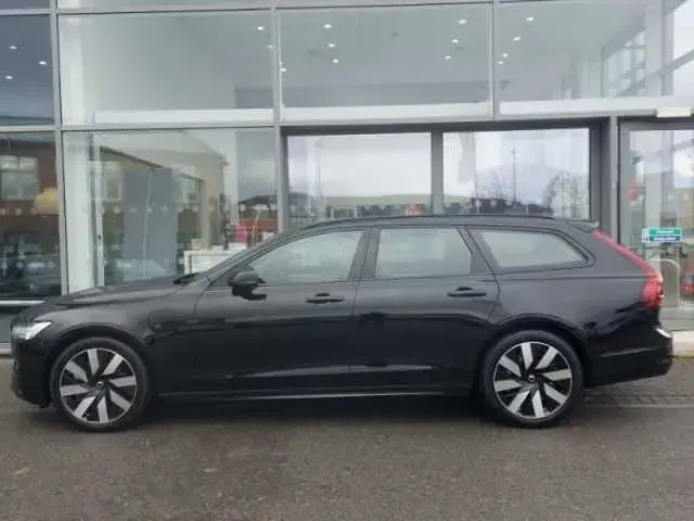 Nouă Volvo V90 Plus 350 CP (257 kW) 2025 Gri Break