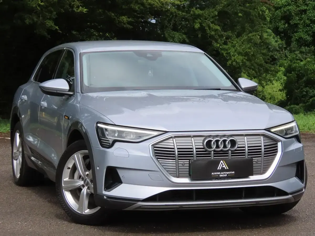 Used Audi e-tron Advanced 230 kW (313 HP) 2020 Silver SUV