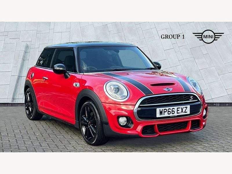 Red Used 2016 Mini Cooper S Hatch Hatchback | £12,650 (A bit pricey) - Image 1/4