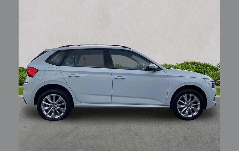 Used Skoda Kamiq SE 108 HP (79 kW) 2022 White SUV