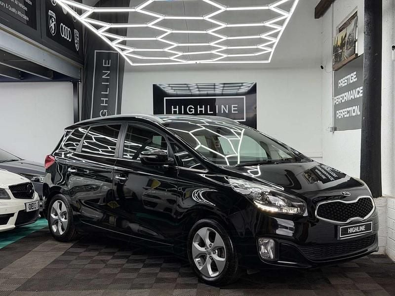 Used Kia Carens 133 HP (97 kW) 2015 Black MPV