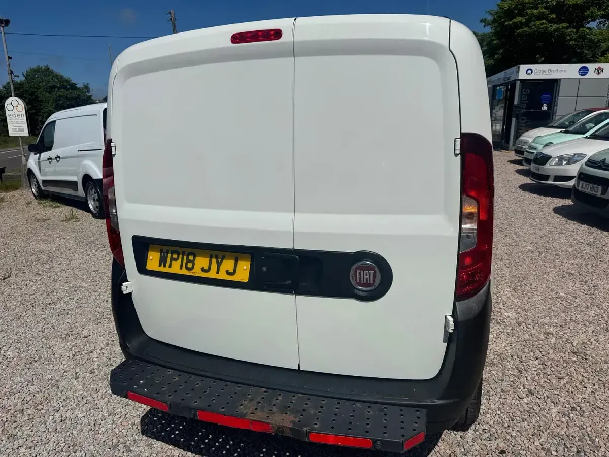 Used Fiat Doblò 2018 White MPV