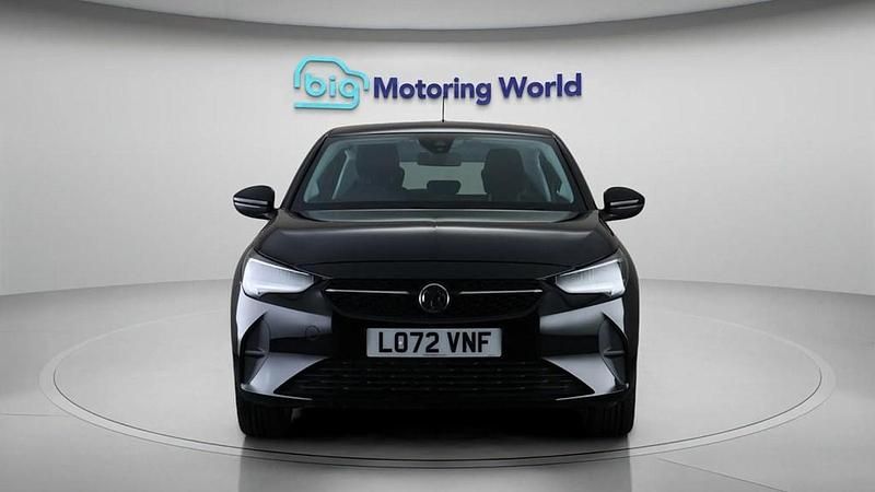 Used Vauxhall Corsa Design Edition 75 HP (55 kW) 2022 Black Hatchback