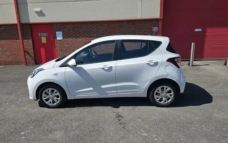Begagnad Hyundai i10 SE 67 HK (49 kW) 2020 Halvkombi