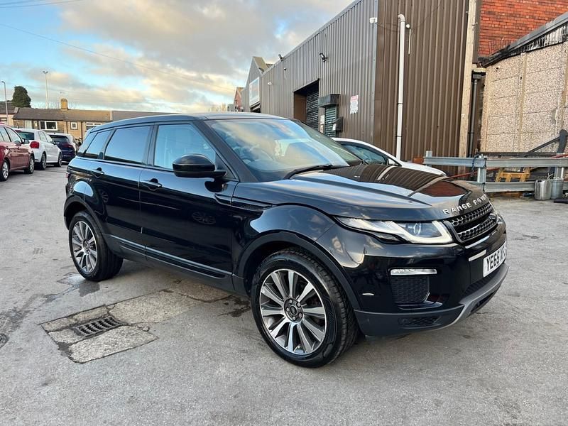 Black Used 2015 Land Rover Range Rover evoque SE Estate | £5,499 (Good price) - Image 1/4