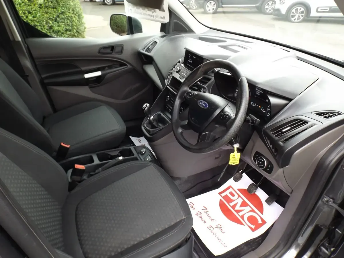 Used Ford Transit Connect Trend 100 HP (73 kW) 2019 Grey MPV