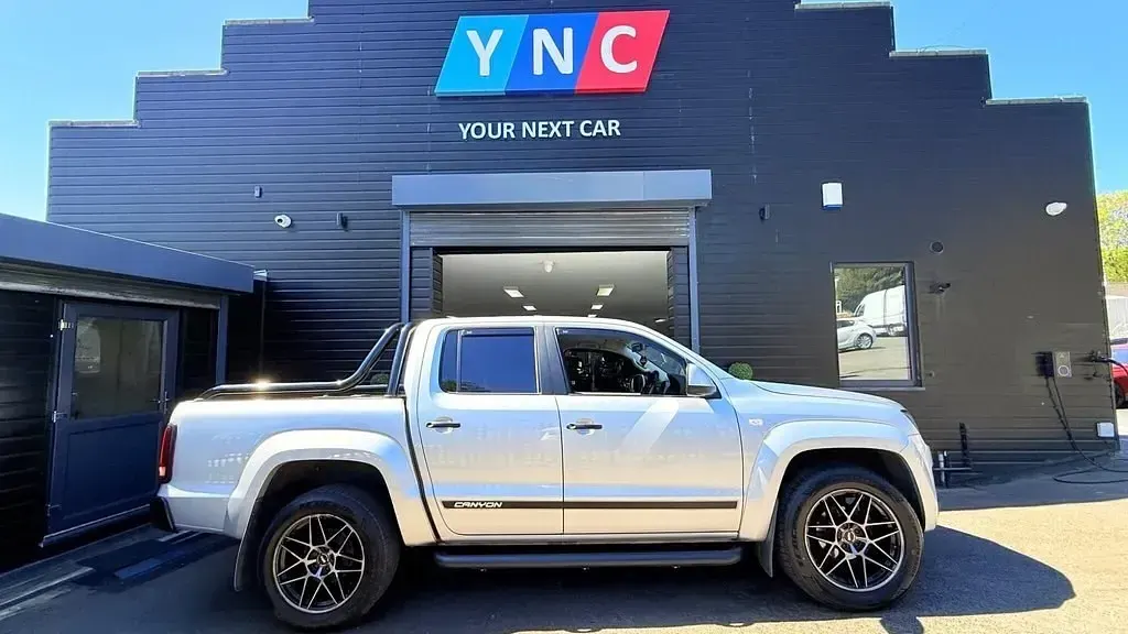 Used VW Amarok Canyon 180 HP (132 kW) 2014 Silver Pickup