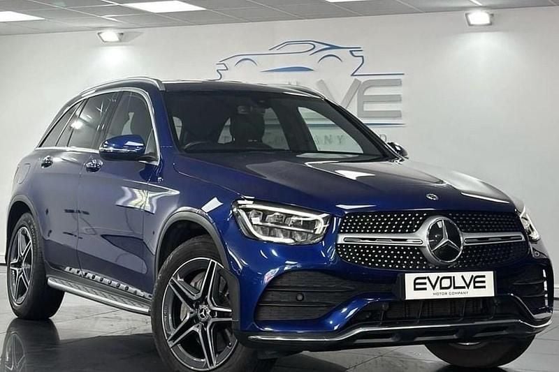 Used 2019 Mercedes GLC300 AMG line | £23,995 (Fair price) - Image 1/1