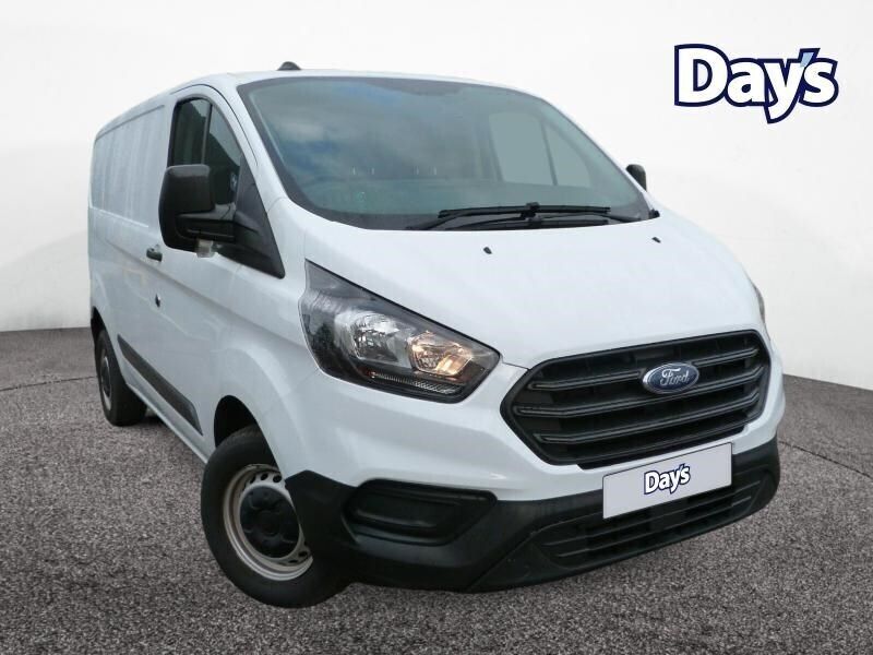 White Used 2022 Ford Transit Custom S Van | £13,795 (Super price) - Image 1/4