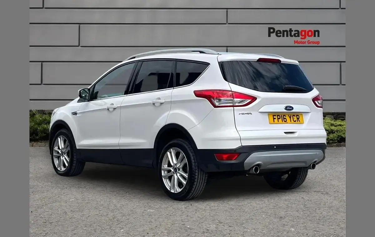 Used Ford Kuga Titanium X 177 HP (130 kW) 2016 White SUV