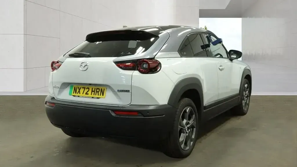 Used Mazda MX30 Exclusive-Line 106 kW (145 HP) 2022 White SUV
