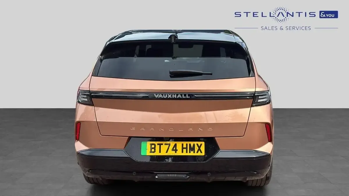 Used Vauxhall Grandland 154 kW (210 HP) 2024 Orange SUV