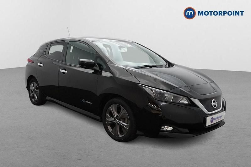 Black Used 2020 Nissan Leaf N-Connecta Hatchback | £9,199 (Good price) - Image 1/4