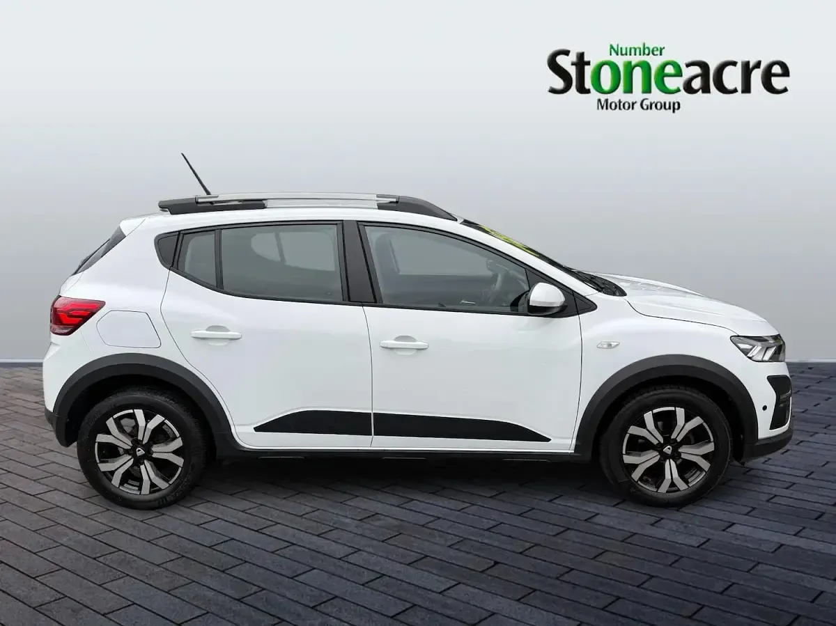 Used Dacia Sandero Prestige 2022 White Hatchback