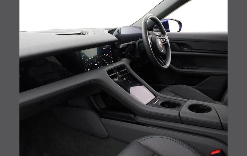 Used Porsche Taycan 419 kW (571 HP) 2022 Blue Sedan