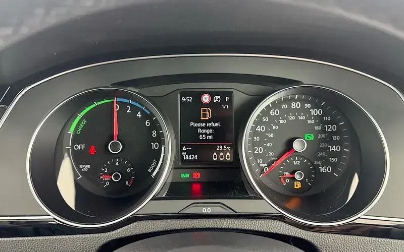 Used VW Passat GTE 218 HP (160 kW) 2022 Grey Estate