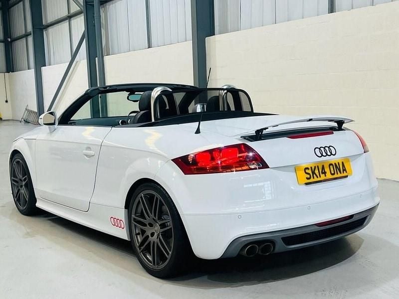 Used Audi TT Roadster Black Edition 170 HP (125 kW) 2014 White Cabriolet