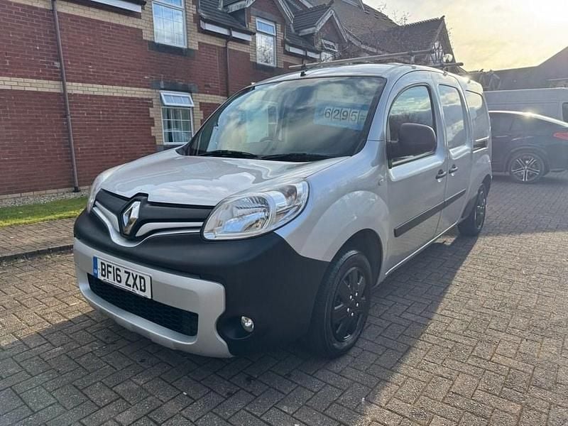 Silver Used 2016 Renault Kangoo MPV | £5,495 (Fair price) - Image 1/4