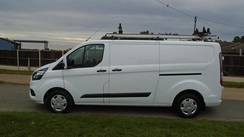 Used Ford Transit Custom Trend 130 HP (95 kW) 2017 White Van