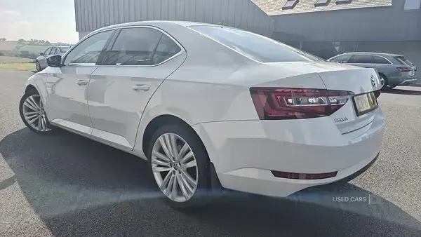 Used Skoda Superb SE L Executive 2018 White Hatchback