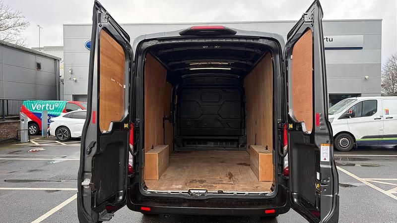 Used Ford Transit Limited 165 HP (121 kW) 2025 Van