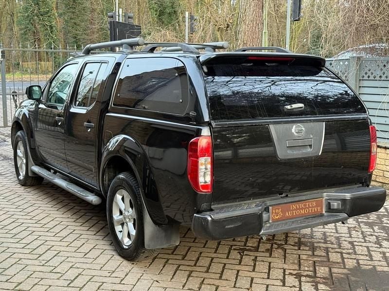 Used Nissan Navara Tekna 2015 Black Pickup