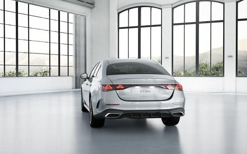 New Mercedes E200 Urban 204 HP (150 kW) 2025 Sedan