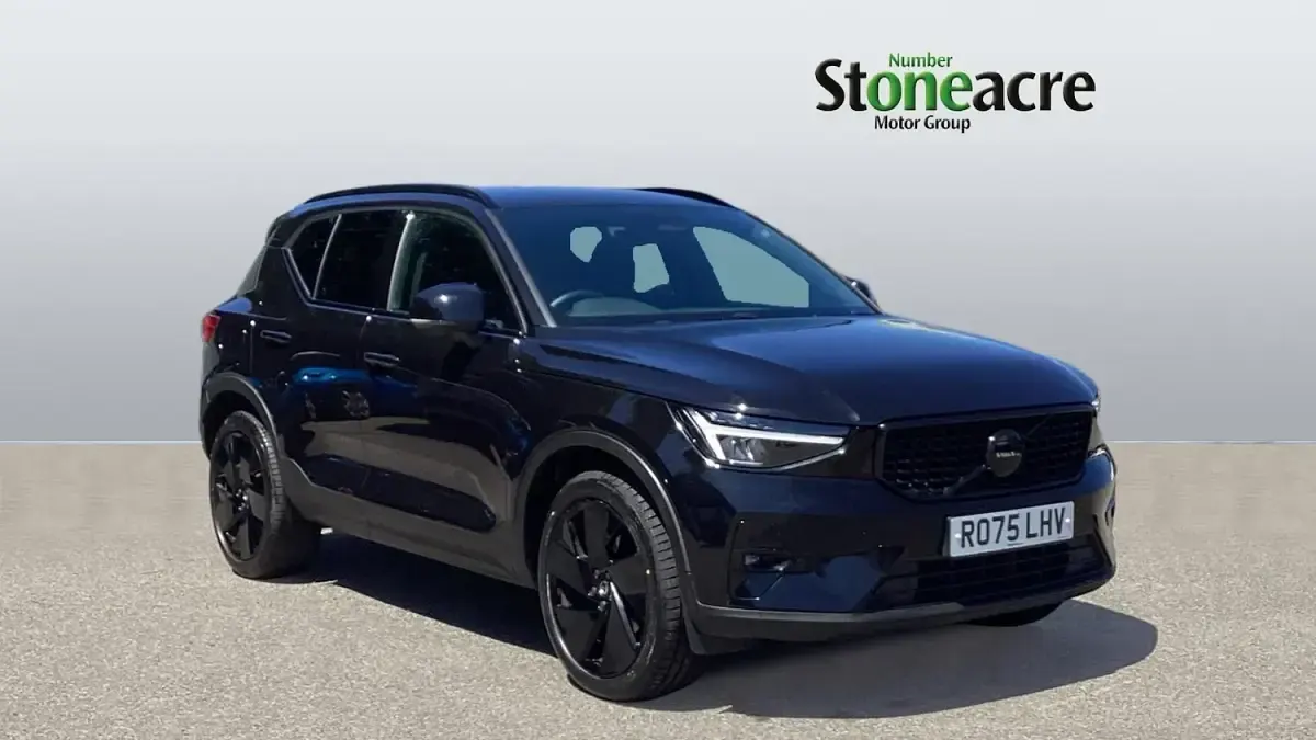 Used Volvo XC40 Plus 197 HP (144 kW) 2025 SUV