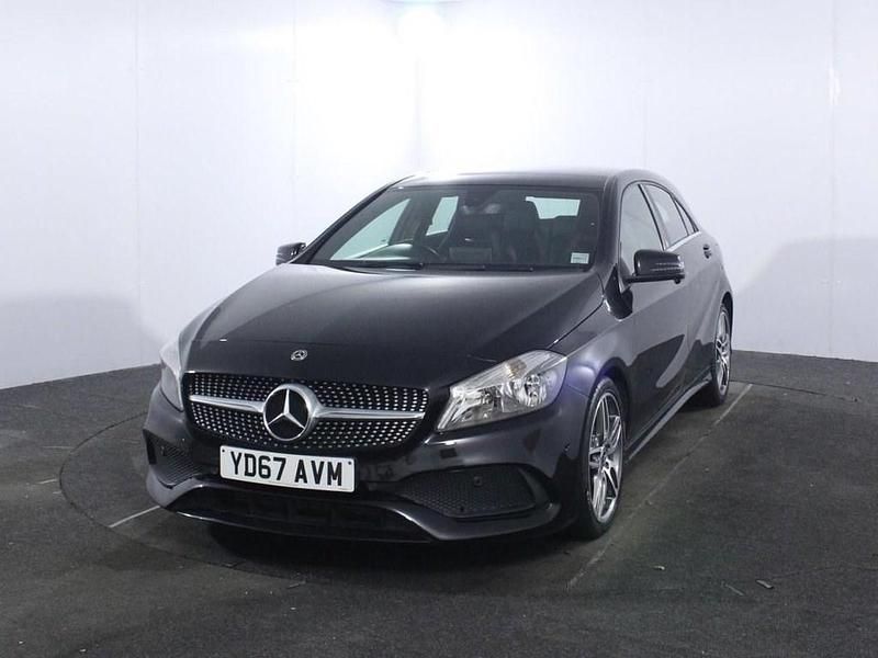Used Mercedes A160 Executive 102 HP (75 kW) 2017 Black Hatchback