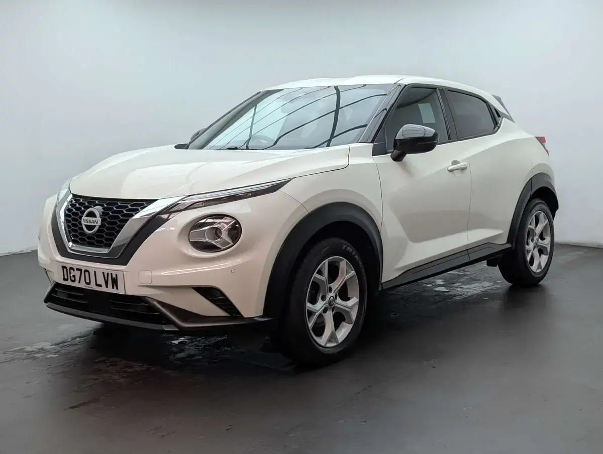 Used Nissan Juke N-Connecta 2020 White SUV