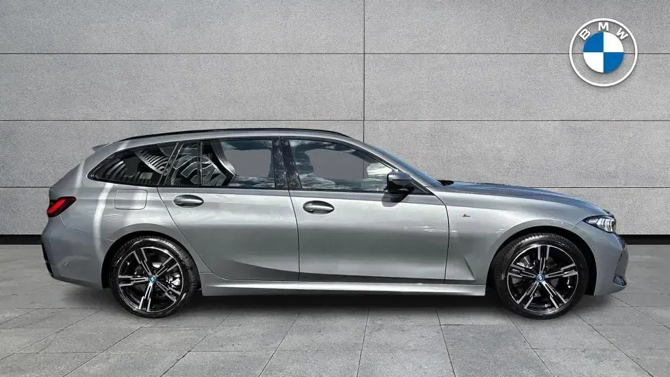 Used BMW 330 M Sport 288 HP (211 kW) 2024 Grey Estate