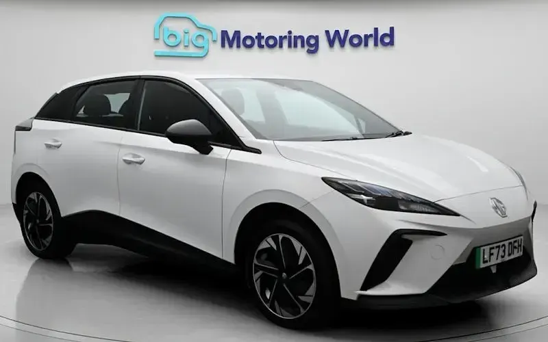 Usado MG MG4 EV SE 319 kW (435 CV) 2023 Utilitario