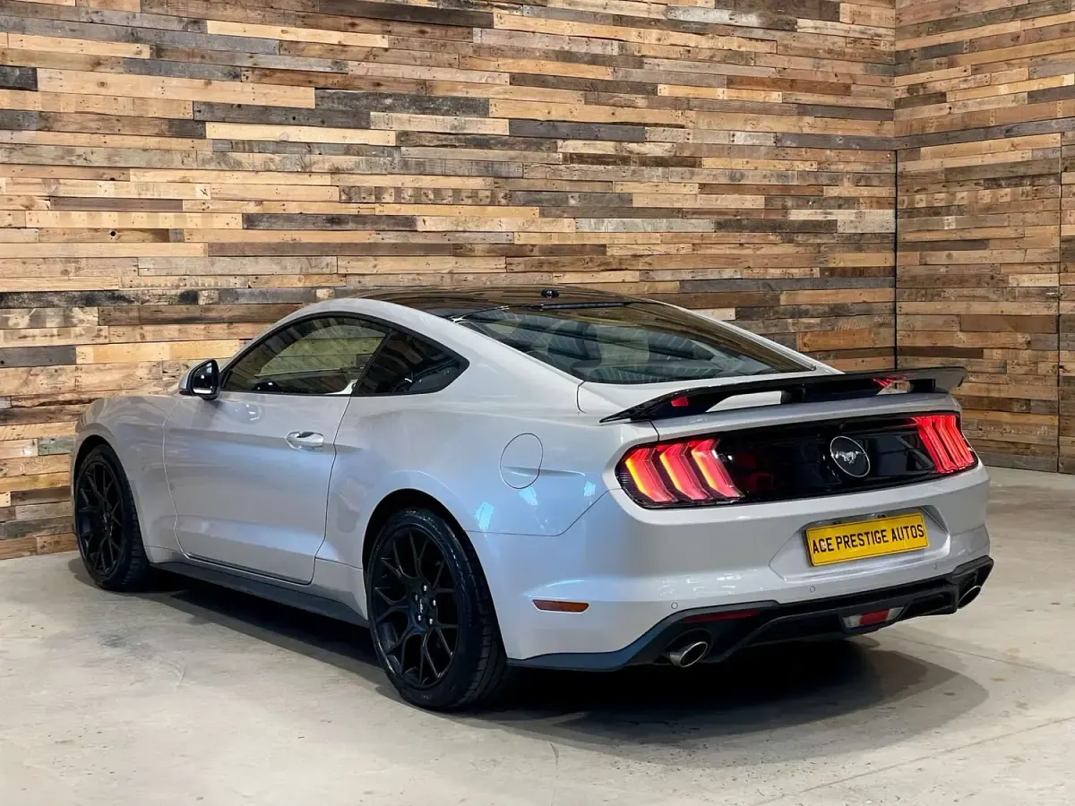 Used Ford Mustang 2019 Silver Coupe
