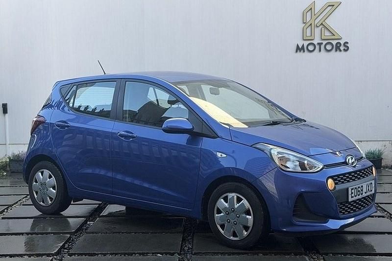 Used Hyundai i10 SE 66 HP (48 kW) 2018 Champion blue Hatchback