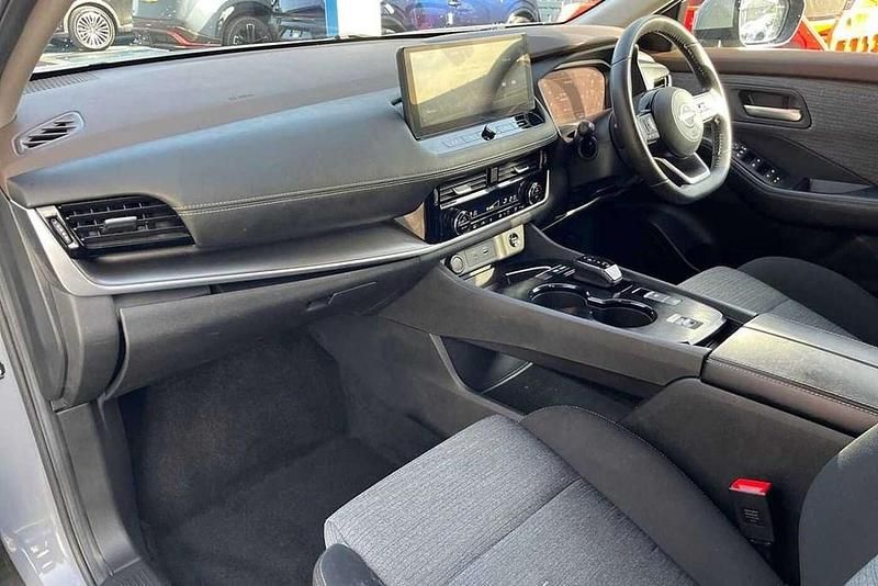 Used Nissan X-Trail N-Connecta 213 HP (156 kW) 2024 Grey SUV