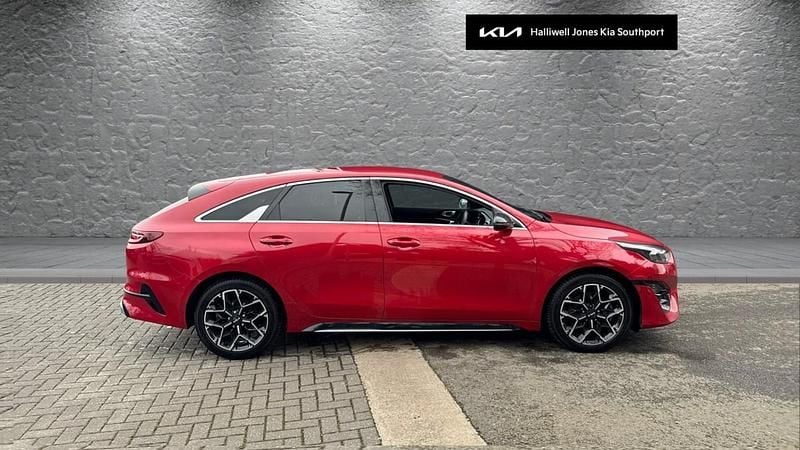 Used Kia ProCeed GT-Line 2024 Red Estate