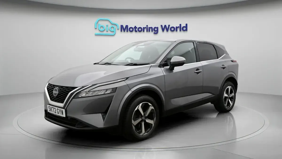 Used Nissan Qashqai N-Connecta 140 HP (102 kW) 2022 Grey SUV