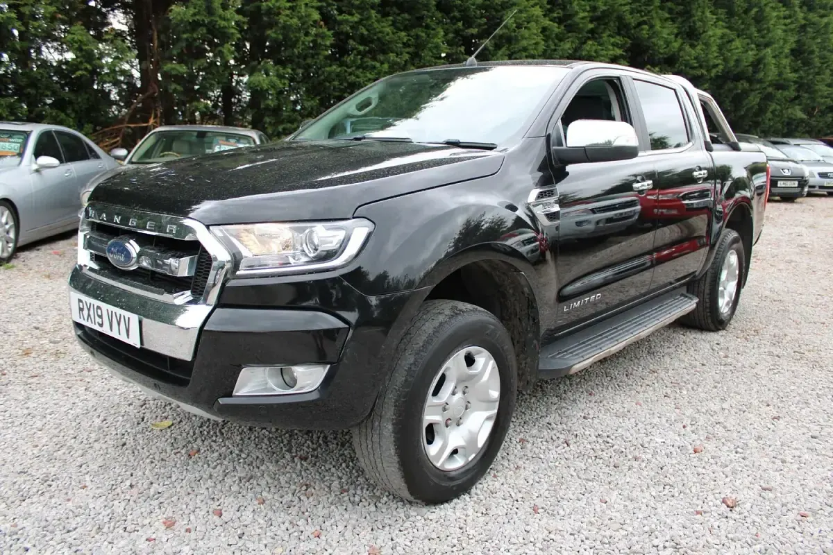 Used Ford Ranger Limited 160 HP (117 kW) 2019 Black Pickup