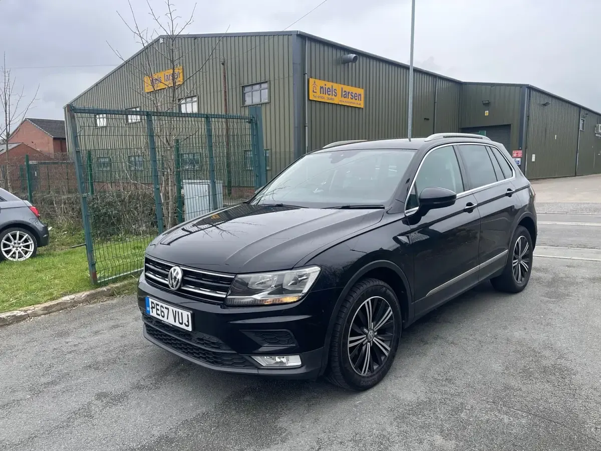 Used VW Tiguan SE 150 HP (110 kW) 2017 Black SUV