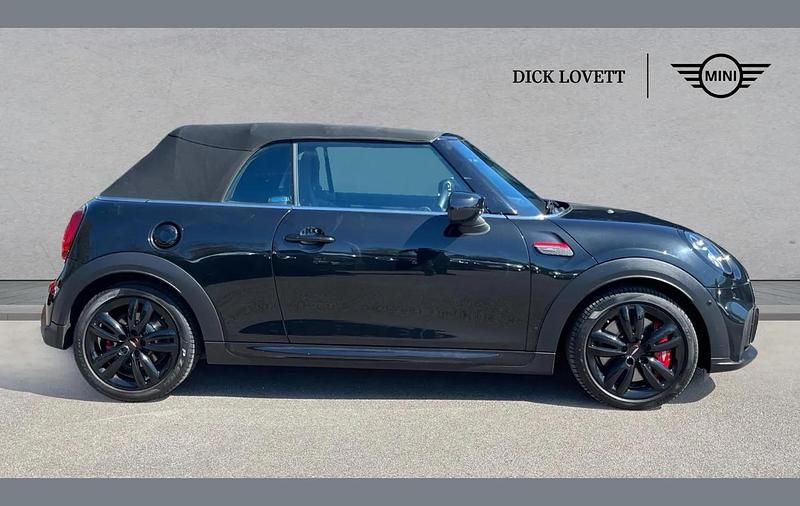 Usado Mini John Cooper Works Cabriolet 228 CV (167 kW) 2022 Negro Descapotable