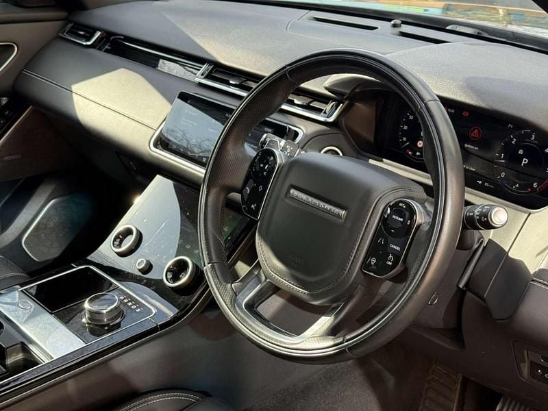 Used Land Rover Range Rover Velar HSE Dynamic 300 HP (220 kW) 2019 Black SUV